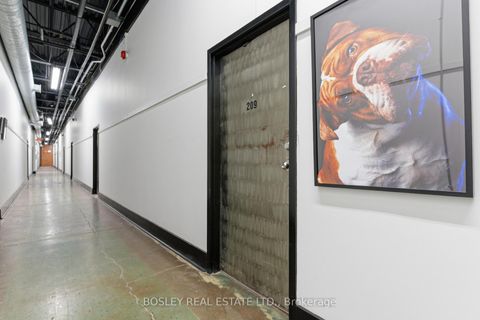 Photo 18 at 209 - 347 Sorauren Avenue, Roncesvalles, Toronto