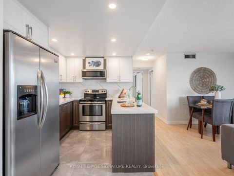 Photo 3 at 519 - 3050 Ellesmere Road, Morningside, Toronto