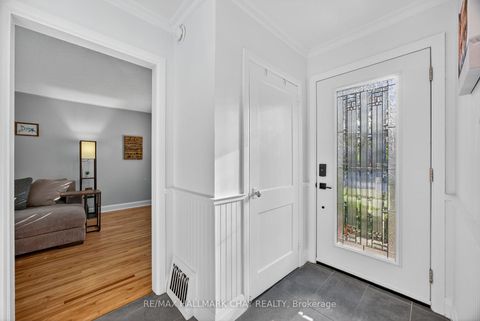 Photo 4 at 107 Peel Street, Wellington, Barrie