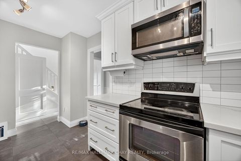 Photo 19 at 107 Peel Street, Wellington, Barrie