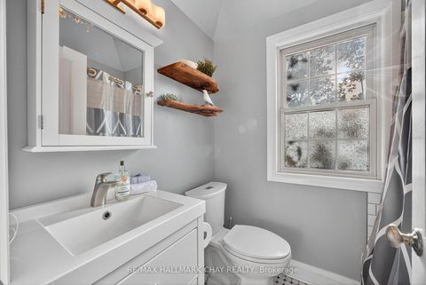 Photo 26 at 107 Peel Street, Wellington, Barrie