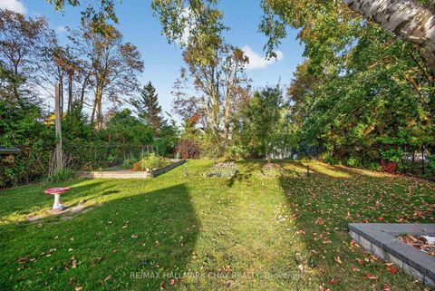 Photo 40 at 107 Peel Street, Wellington, Barrie