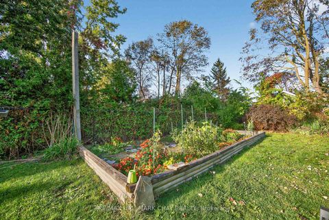 Photo 42 at 107 Peel Street, Wellington, Barrie