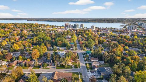 Photo 45 at 107 Peel Street, Wellington, Barrie