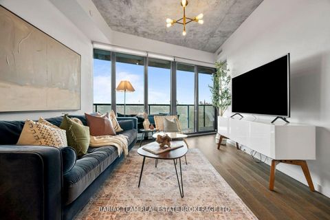 Photo 10 at 614 - 383 Sorauren Avenue, Roncesvalles, Toronto