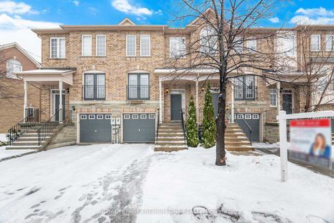 Photo 3 at 31 - 19 Foxchase Avenue, East Woodbridge, Vaughan