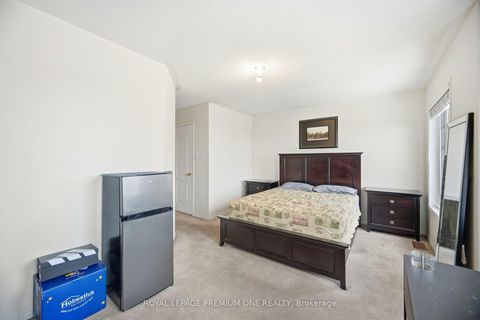 Photo 20 at 31 - 19 Foxchase Avenue, East Woodbridge, Vaughan