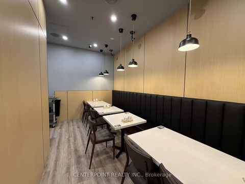 Photo 4 at 25 Spring Garden Avenue, Willowdale East, Toronto