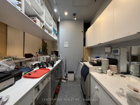 Photo 8 at 25 Spring Garden Avenue, Willowdale East, Toronto