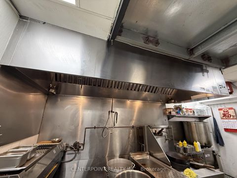 Photo 14 at 25 Spring Garden Avenue, Willowdale East, Toronto