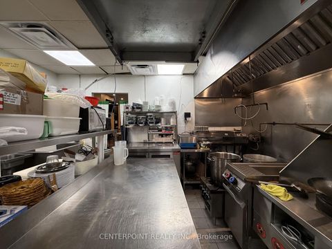 Photo 17 at 25 Spring Garden Avenue, Willowdale East, Toronto