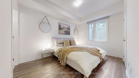 Photo 8 at 1517 - 11 David Eyer Road, Rural Richmond Hill, Richmond Hill