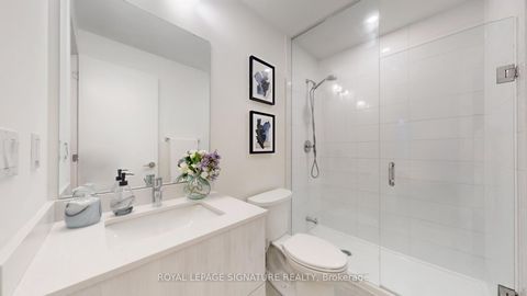 Photo 9 at 1517 - 11 David Eyer Road, Rural Richmond Hill, Richmond Hill