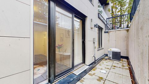 Photo 12 at 1517 - 11 David Eyer Road, Rural Richmond Hill, Richmond Hill