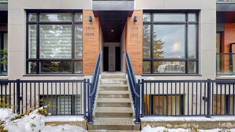 Photo 14 at 1517 - 11 David Eyer Road, Rural Richmond Hill, Richmond Hill