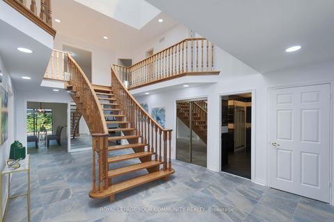 Photo 4 at 182 Oxford Street, Mill Pond, Richmond Hill