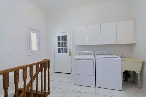 Photo 41 at 182 Oxford Street, Mill Pond, Richmond Hill