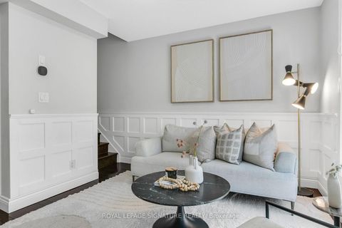 Photo 4 at 627 - 3 Everson Drive, Willowdale East, Toronto