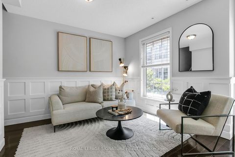 Photo 5 at 627 - 3 Everson Drive, Willowdale East, Toronto