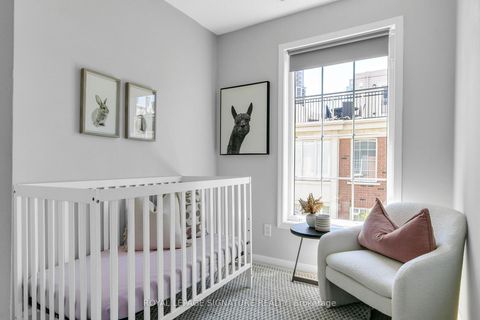 Photo 8 at 627 - 3 Everson Drive, Willowdale East, Toronto