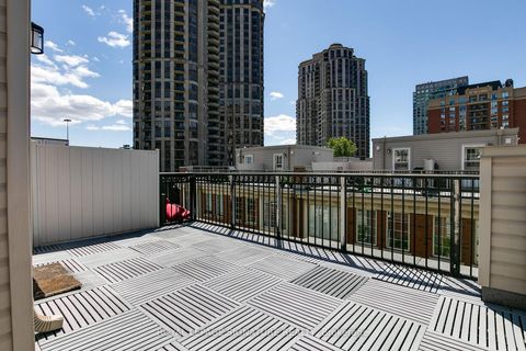 Photo 12 at 627 - 3 Everson Drive, Willowdale East, Toronto