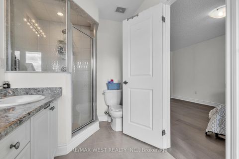 Photo 19 at 61 Zenith Avenue, Kleinburg, Vaughan