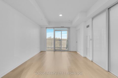 Photo 12 at 519 - 859 The Queensway, Queensway, Toronto