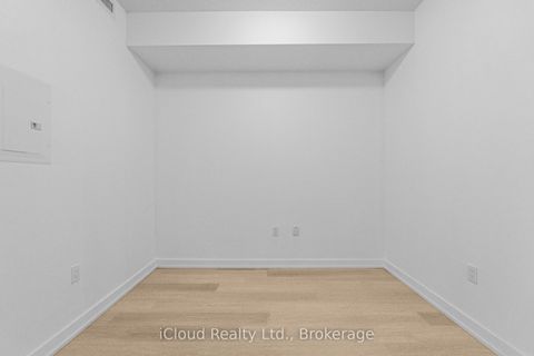 Photo 20 at 519 - 859 The Queensway, Queensway, Toronto