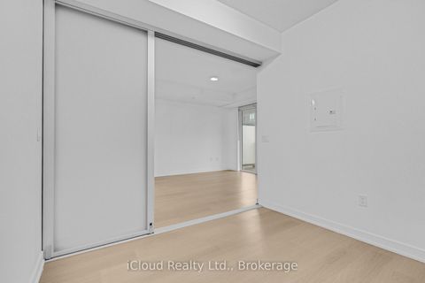 Photo 21 at 519 - 859 The Queensway, Queensway, Toronto