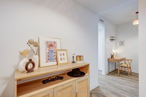 Photo 4 at 304 - 10 Meadowglen Place, Woburn, Toronto