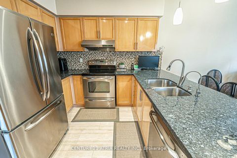 Photo 16 at 40 Nottingham Drive, Westbrook, Richmond Hill