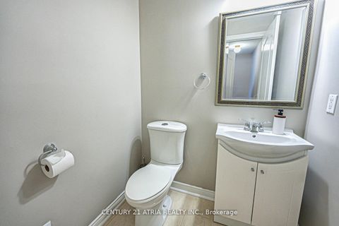 Photo 18 at 40 Nottingham Drive, Westbrook, Richmond Hill