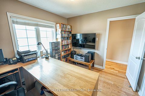 Photo 30 at 40 Nottingham Drive, Westbrook, Richmond Hill