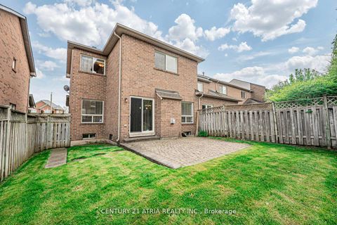 Photo 33 at 40 Nottingham Drive, Westbrook, Richmond Hill