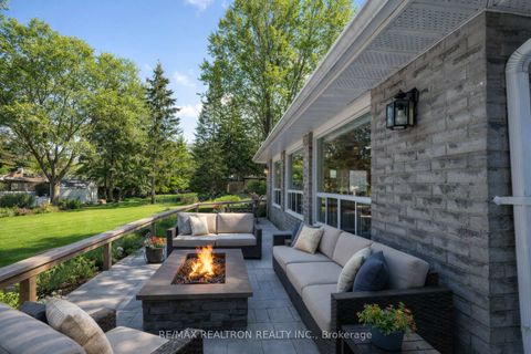 Photo 2 at 66 Lakeland Crescent, Oak Ridges Lake Wilcox, Richmond Hill