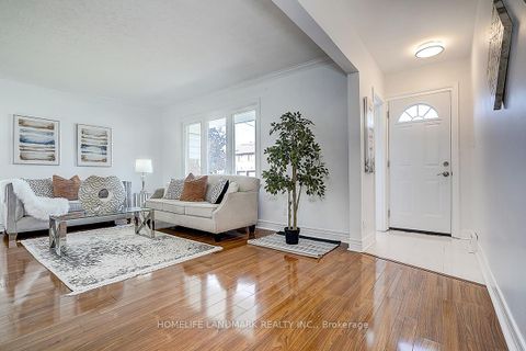 Photo 5 at 181 Searle Avenue, Bathurst Manor, Toronto
