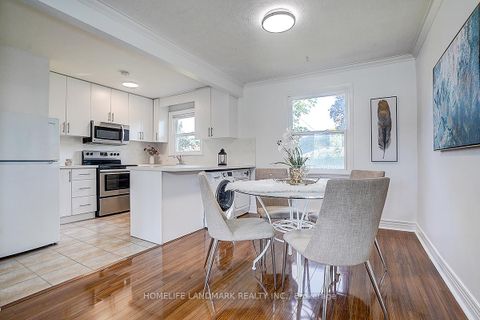 Photo 12 at 181 Searle Avenue, Bathurst Manor, Toronto