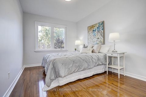 Photo 19 at 181 Searle Avenue, Bathurst Manor, Toronto
