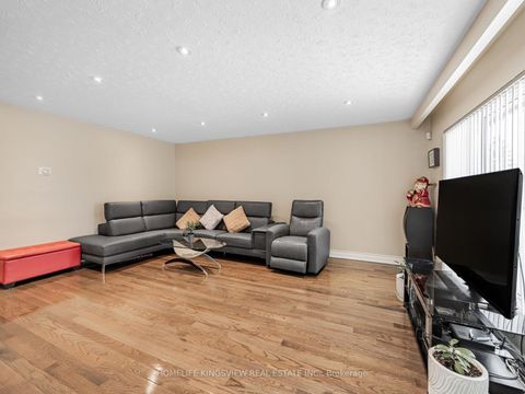 Photo 7 at 94 Silverstone Drive, Jamestown, Toronto