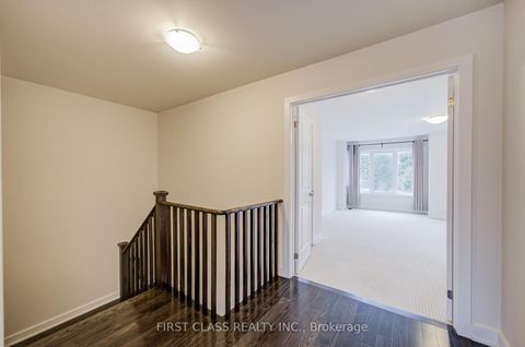 Photo 12 at 52 Helliwell Crescent, Rural Richmond Hill, Richmond Hill