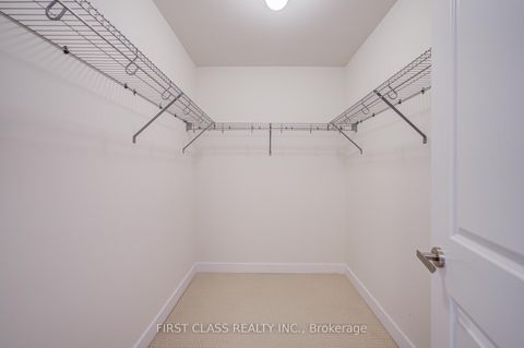 Photo 20 at 52 Helliwell Crescent, Rural Richmond Hill, Richmond Hill