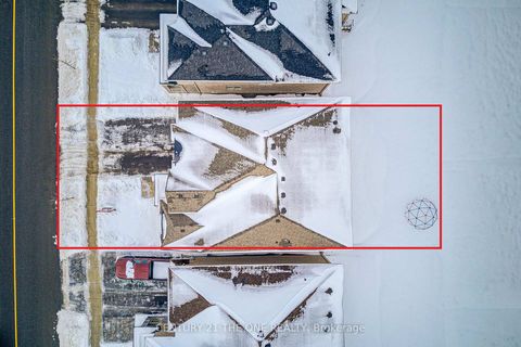 Photo 5 at 420 Seaview Heights, Queensville, East Gwillimbury