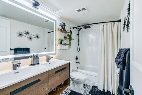 Photo 10 at 1516 - 2460 Eglinton Avenue E, Eglinton East, Toronto