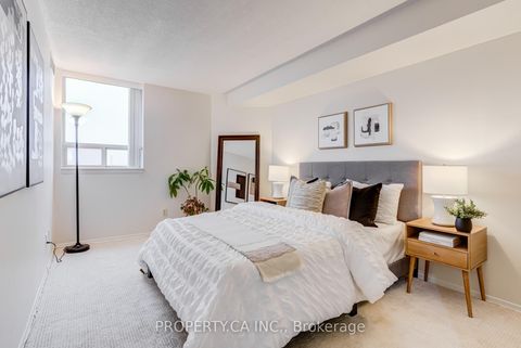 Photo 11 at 1516 - 2460 Eglinton Avenue E, Eglinton East, Toronto