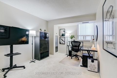 Photo 13 at 1516 - 2460 Eglinton Avenue E, Eglinton East, Toronto