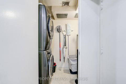 Photo 16 at 1516 - 2460 Eglinton Avenue E, Eglinton East, Toronto