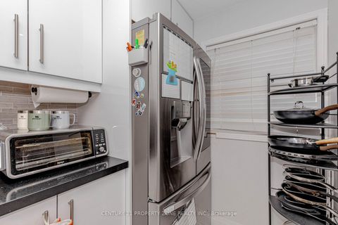 Photo 6 at 13 White Elm Road, Holly, Barrie