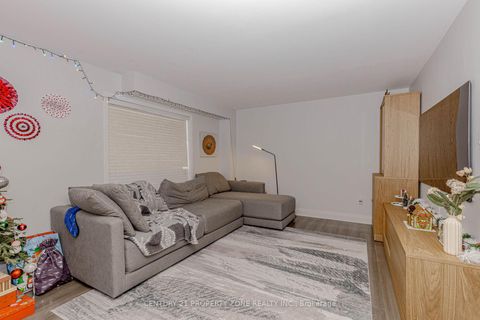 Photo 10 at 13 White Elm Road, Holly, Barrie