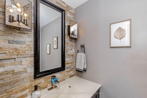 Photo 18 at 13 White Elm Road, Holly, Barrie