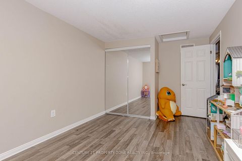 Photo 36 at 13 White Elm Road, Holly, Barrie